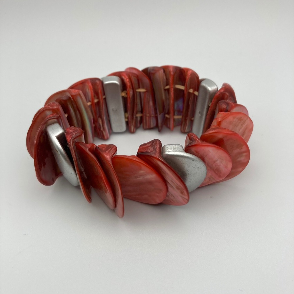 Red Shell Disc Stretch Bracelet Silver Tone Chunky Coastal Statement Jewelry
